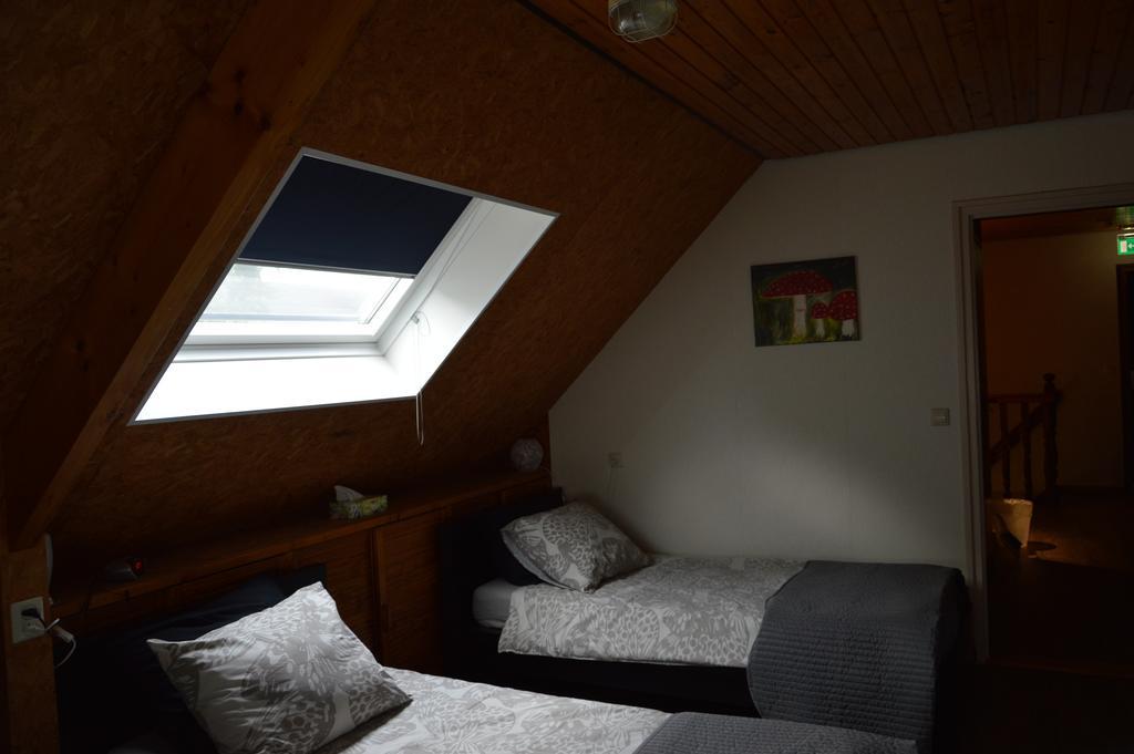 Bed and breakfast De Pompstee Rolde Chambre photo