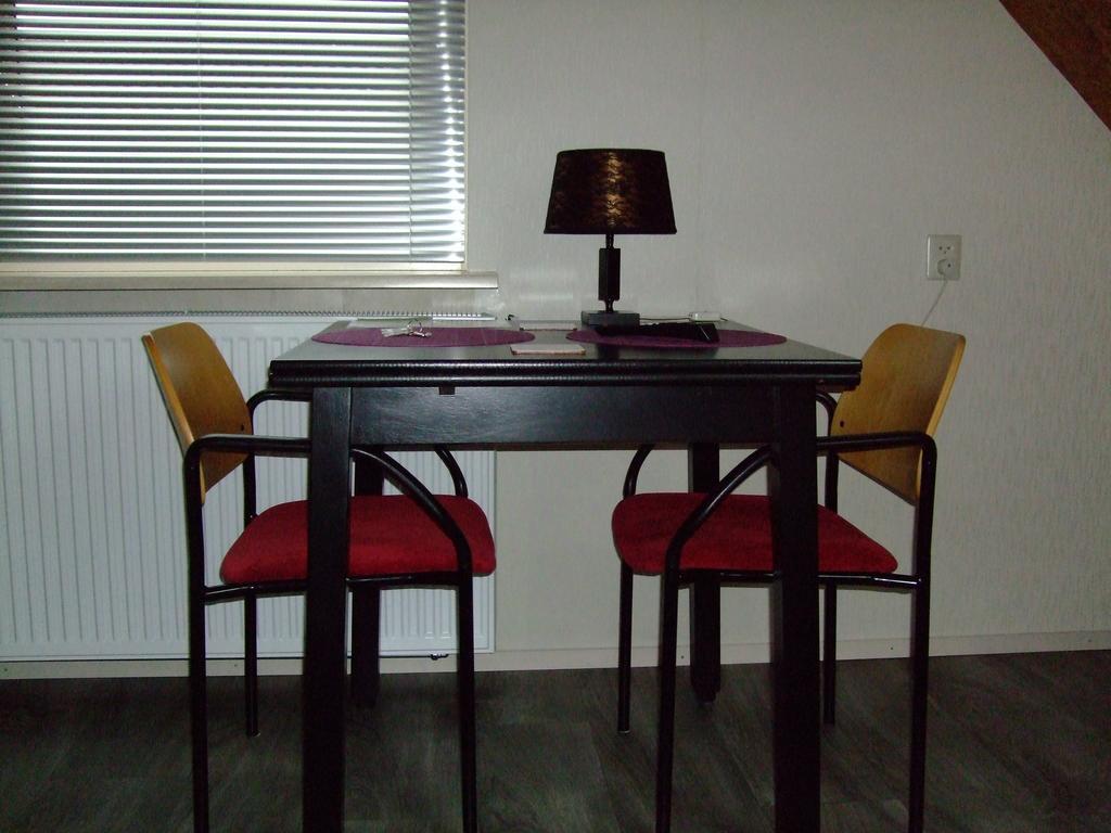 Bed and breakfast De Pompstee Rolde Chambre photo